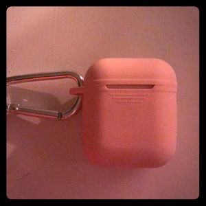 It’s just my AirPods case do u like it